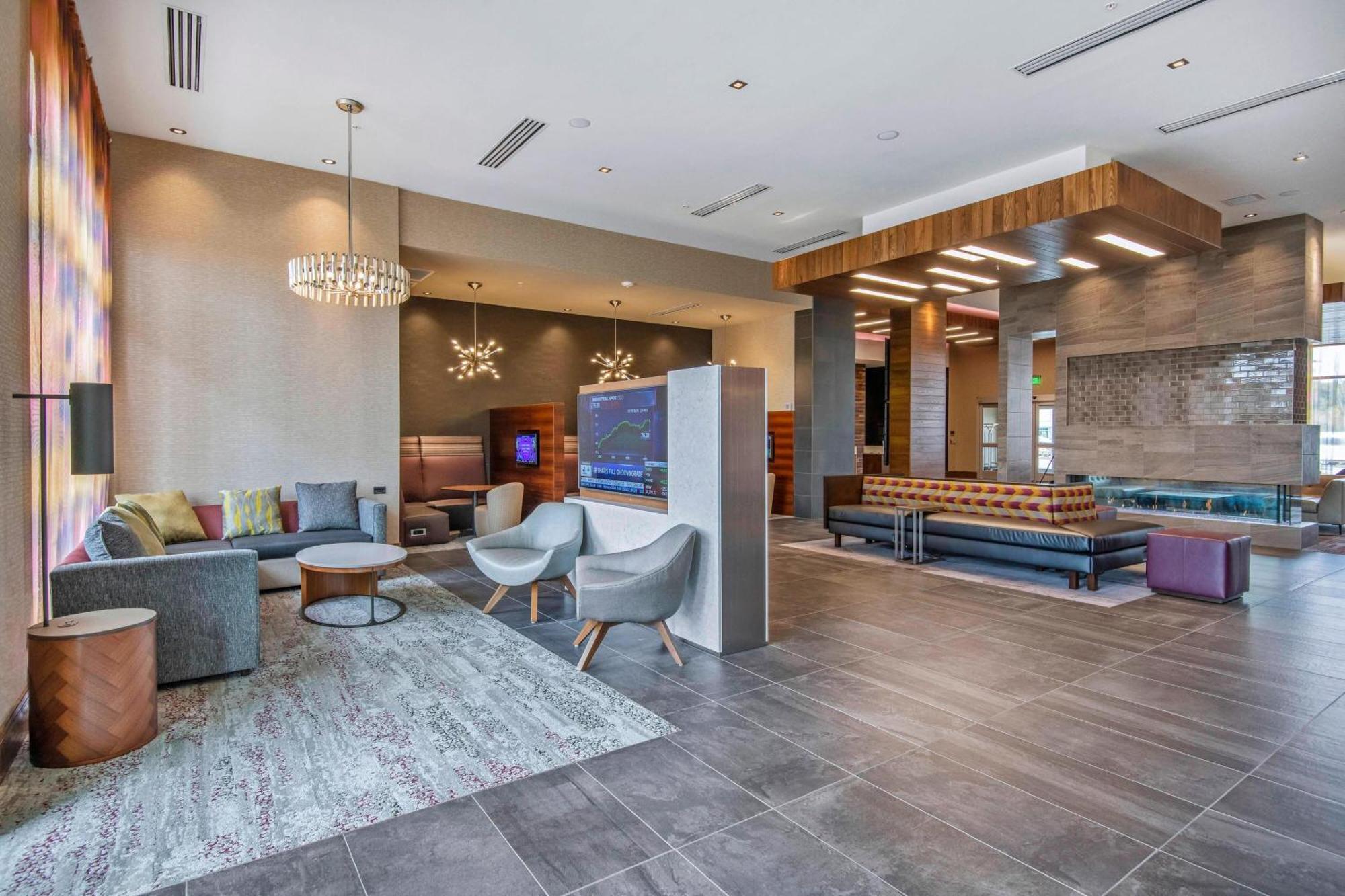 Hotel Courtyard By Marriott Raleigh Cary/Parkside Town Commons Zewnętrze zdjęcie
