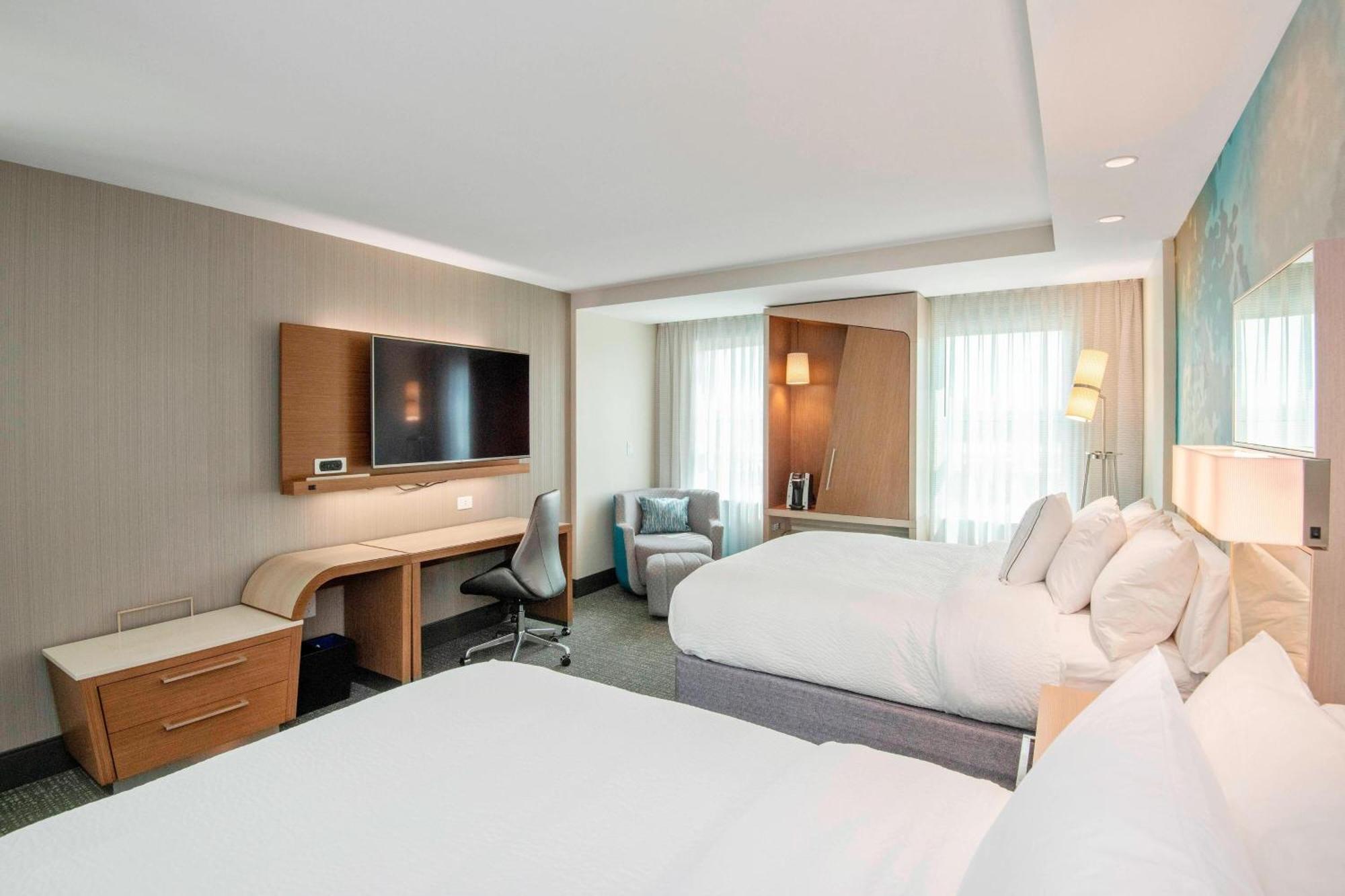 Hotel Courtyard By Marriott Raleigh Cary/Parkside Town Commons Zewnętrze zdjęcie
